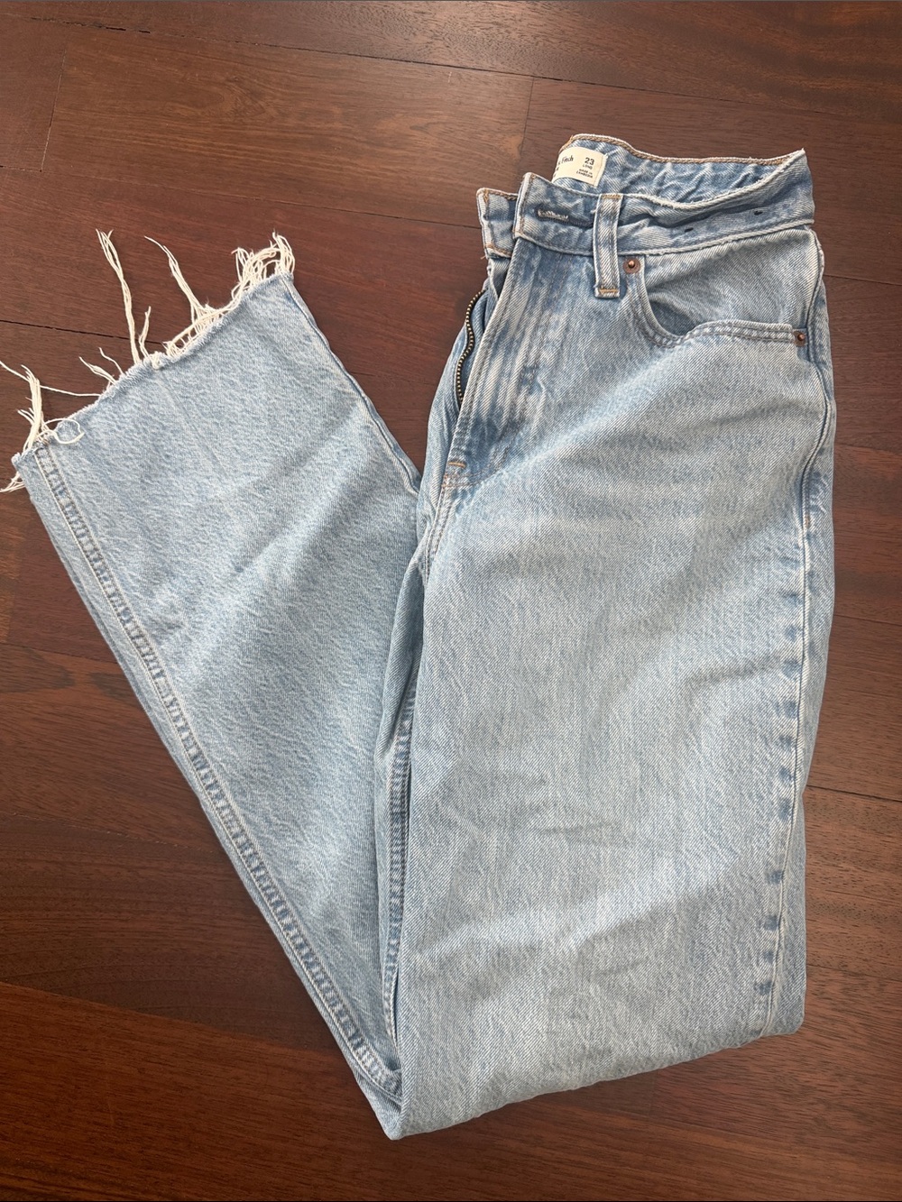 Abercrombie & Fitch Curve Love High Rise Loose Jeans